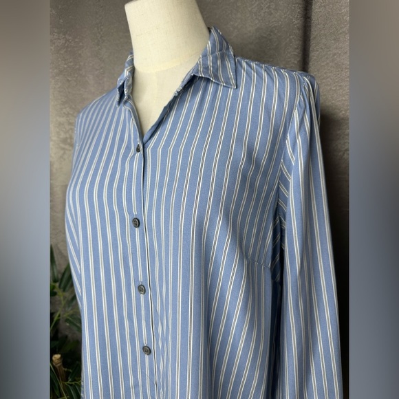 J. Jill Women’s Striped Print Long Sleeve Button-Down Shirt Blue Sz XS - Picture 4 of 11